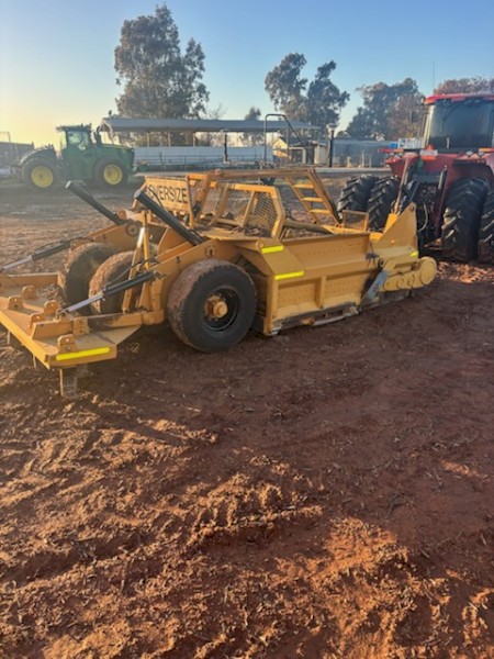 2001 JNR Laser Bucket