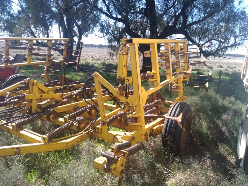 20ft Chamberlain scarifier