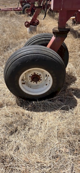 Morris c2 tyres and rims