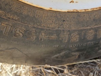 Morris c2 tyres and rims