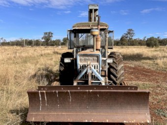 FORD 5000 w/Hydrualic Front Blade upgrade motor