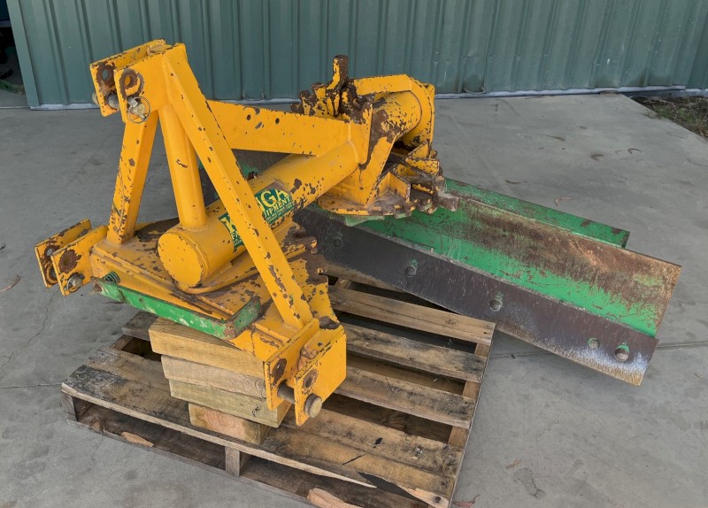 Kanga Port Multi 6' Heavy Duty Tractor Grader Blade