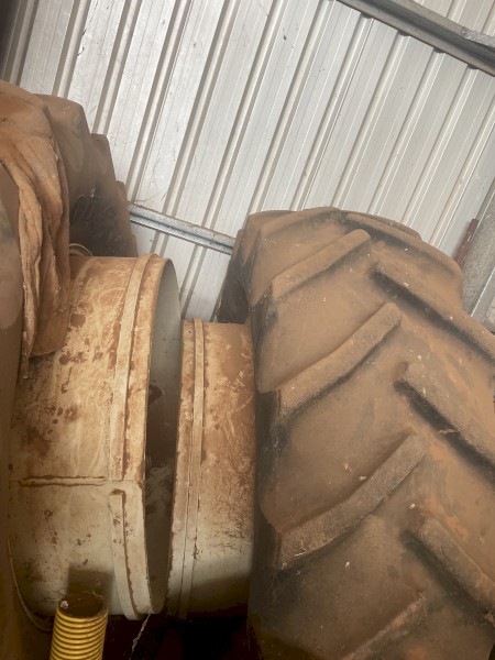 Goodyear 580/70R38 Clip on Duals