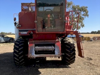 International 1460 Header