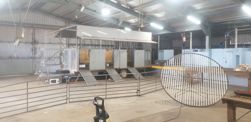 3 Stand Crutching Trailer