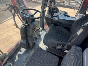 2013 Miller Nitro 5240 Self Propelled Boom Spray