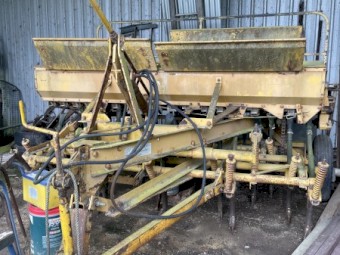 Connor Shea 18 row Trailing Seeder