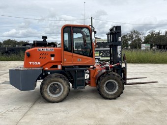 Huake T35A 3.5T 4WD Rough Terrain Forklift – Low Hours – NSW