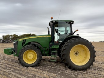 2011 John Deere 8335R