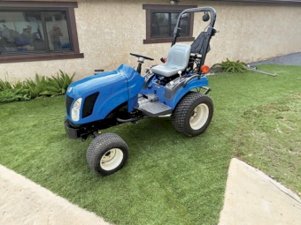 2010 New Holland T1030 Tractor