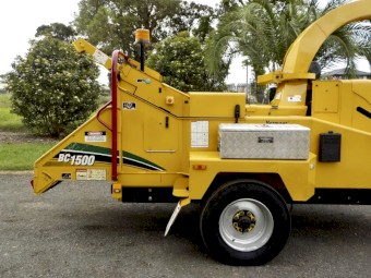  Late model 09/2015 VERMEER BC1500 COMMERCIAL 15" DIESEL WOOD CHIPPER