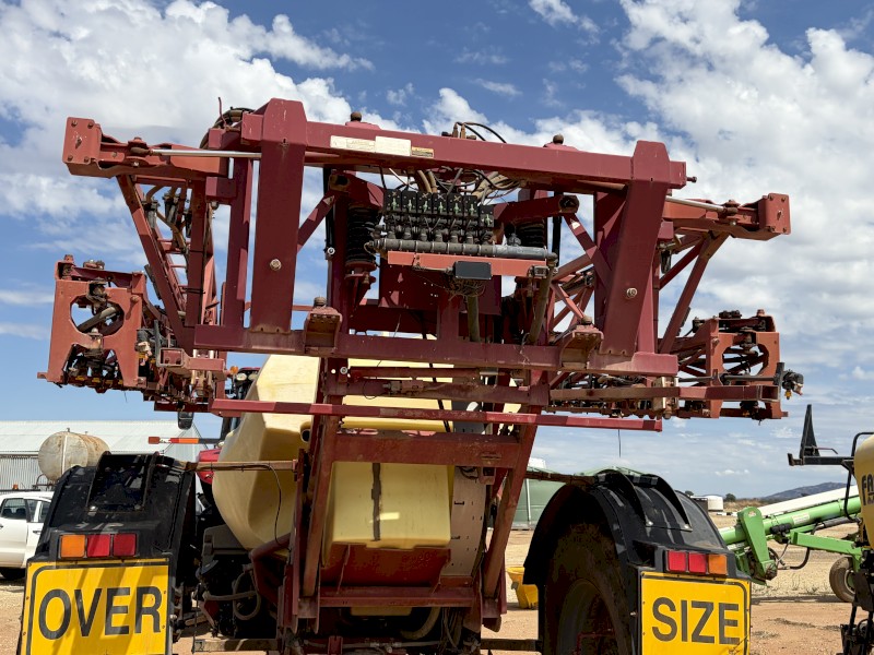 2006 Hardi Commander 6000 Boom Spray