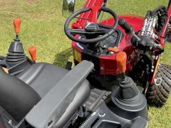New Solis S26 Tractor 9+9 Shuttle with 4‑in‑1 Loader