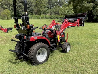 New Solis S26 Tractor 9+9 Shuttle with 4‑in‑1 Loader
