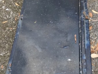 Steel ute tray with removable sides