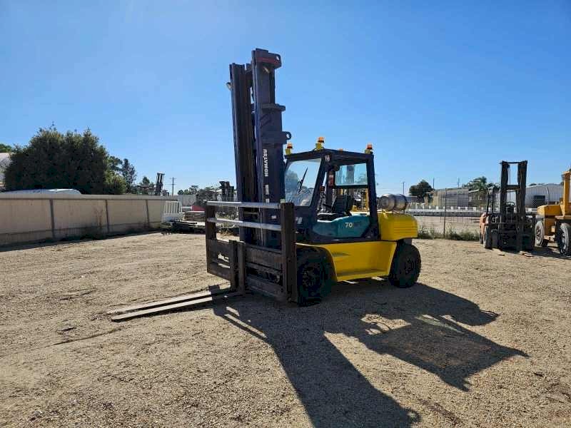 Komatsu FG70-7, 7 Tonne Forklift, very low hours