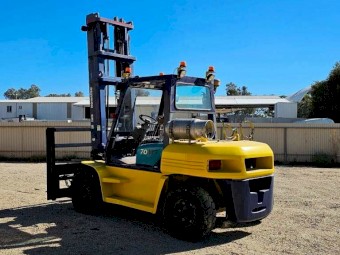 Komatsu FG70-7, 7 Tonne Forklift, very low hours