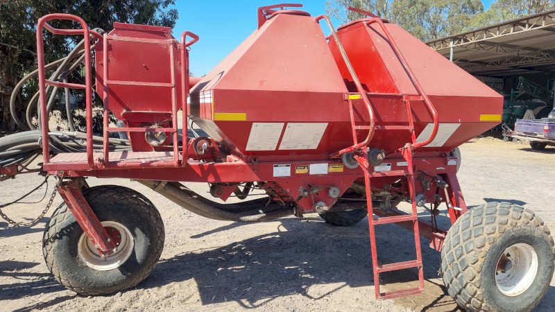 Morris 6130 Air Seeder Cart
