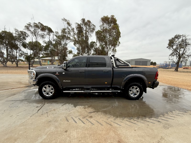 2024 Dodge Ram 2500 Laramie Crew Cab 4x4 Ute