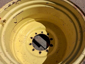 10 stud 34 inch rims