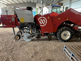 Miedema CP42 Potato Planter 