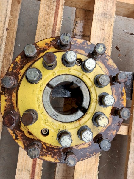 John Deere Dual Hubs