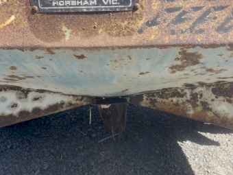 Trailing Sheep Feeder