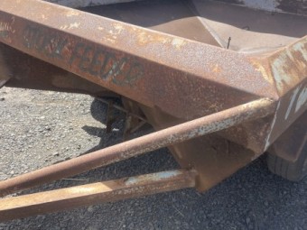 Trailing Sheep Feeder