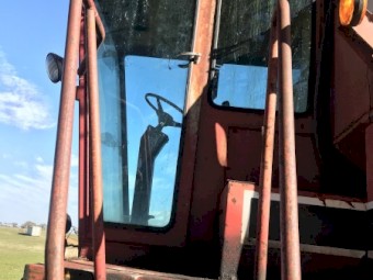 Cabin Glass for 725 International Header