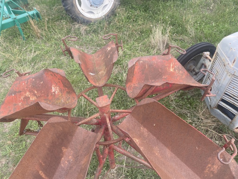 Lamb marking cradles 