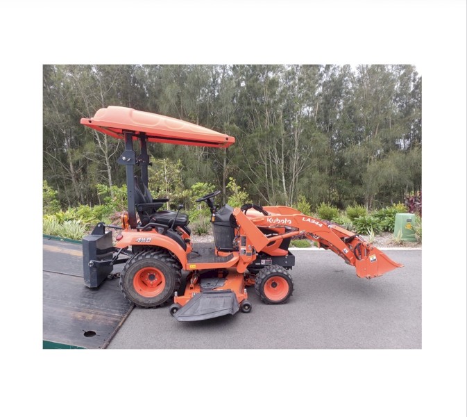 2023 Kubota BX2680 (25.5HP) | Loader + Mower + Ballast | 202hrs