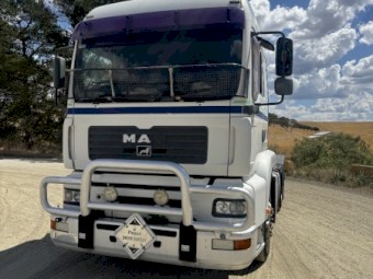 2003 MAN TG 6x4 Prime Mover