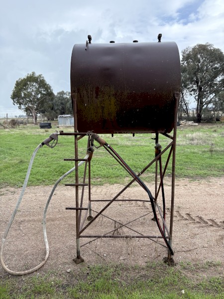 Farm diesel tank 1200L