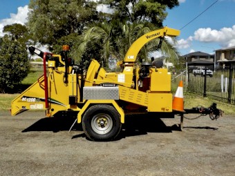 9/2015 VERMEER BC1200XL PROFESSIONAL/COMMERCIAL 12" WOOD CHIPPER