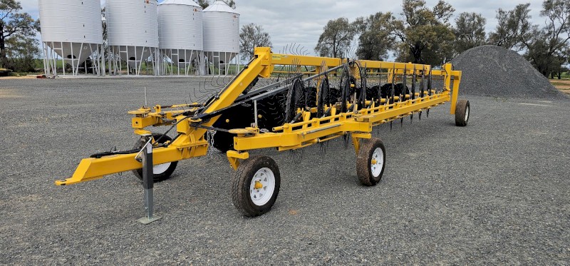 2020 Elsworth 10 aside V-Rake