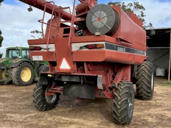 1994 Case IH 2144 Harvester with 25ft 1010 front on Comb Trailer