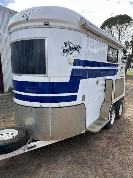 2016 Otto Tuza Horse Float