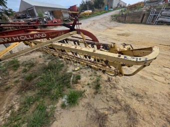 New Holland Super 56 Roller Bar Hay Rake