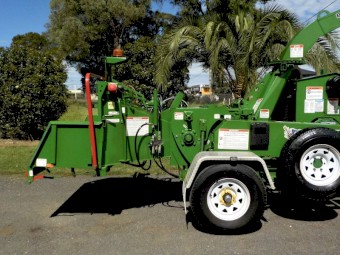 2/2021 BANDIT INTIMIDATOR 12X PROFESSIONAL/COMMERCIAL 12" WOOD CHIPPER