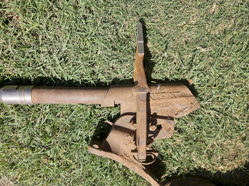 Maxi point sowing boot