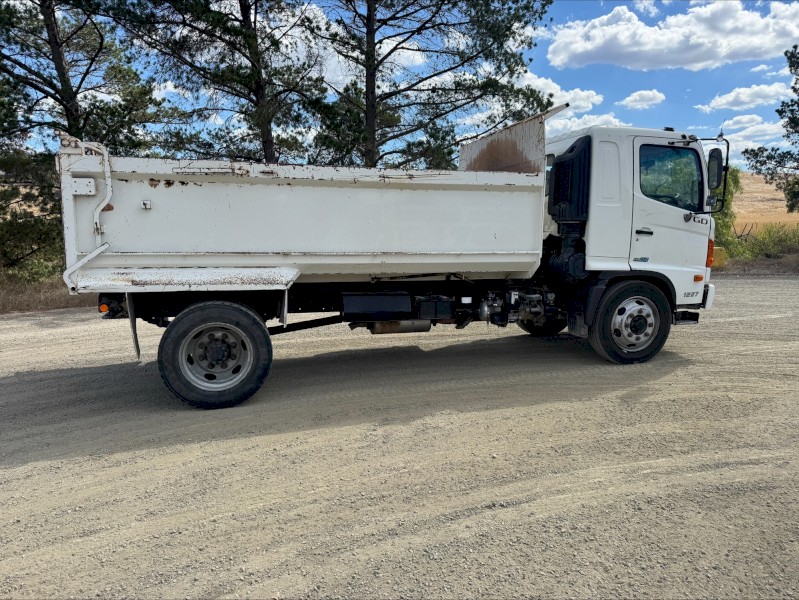 2009 Hino GD 500 Tipper Truck