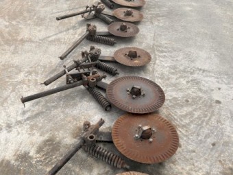 Varying Sizes Pivoting Disc Coulters with Shaft, arm assembly, hub and mounting brackets