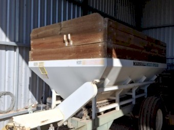 Marshall spreader  525T