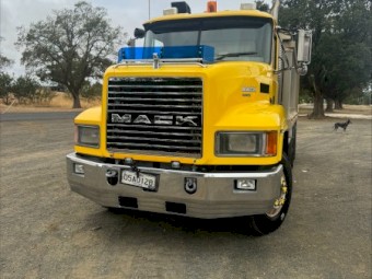 2003 Mack CH Tipper Truck
