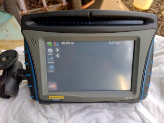 Trimble FM750 display and AG 25 receiver