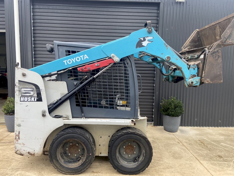 Toyota Huski SDK5 Skid Steer