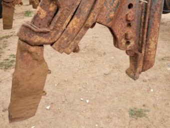 Flexicoil 820 34' Bar and John Deere 687 Cart