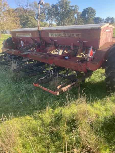 Napier 418 Trash Seeder