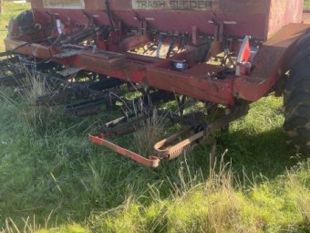 Napier 418 trash seeder