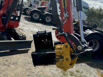 Anson AX-30.5 3.375 tonne mini excavator